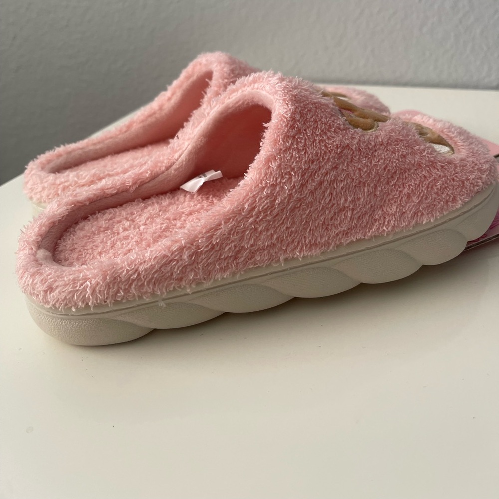 Womens Pink Teddy Fuzzy Slippers - Picture 4 of 7